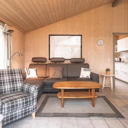 度假居 Seeschwalbe 241 *